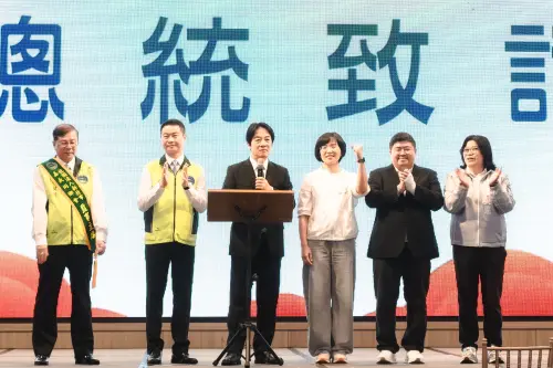 曾化身阿德叔叔說故事！賴清德讚蘇巧慧：帶領新北脫胎換骨
