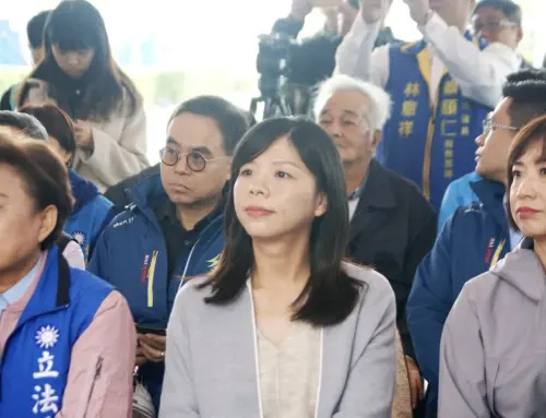 無端被捲爭議！洪慈庸遭酸「靠弟過世當立委」不忍了　回這句反擊