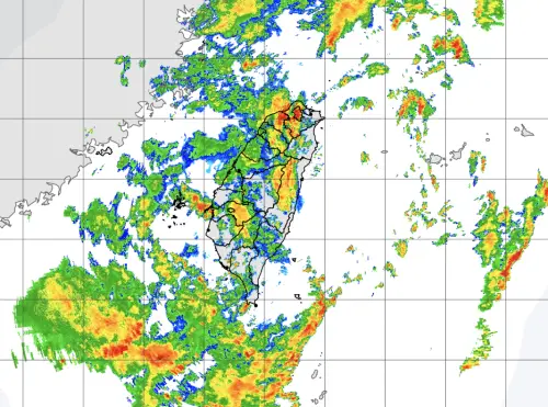 16縣市豪雨特報！北北基「大雷雨轟炸2小時」　嚴防淹水、強陣風
