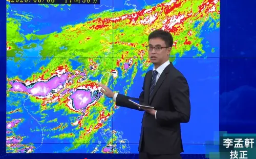 最強雨彈狂下2天！滯留鋒+西南氣流襲台灣　高屏雨量恐破350毫米

