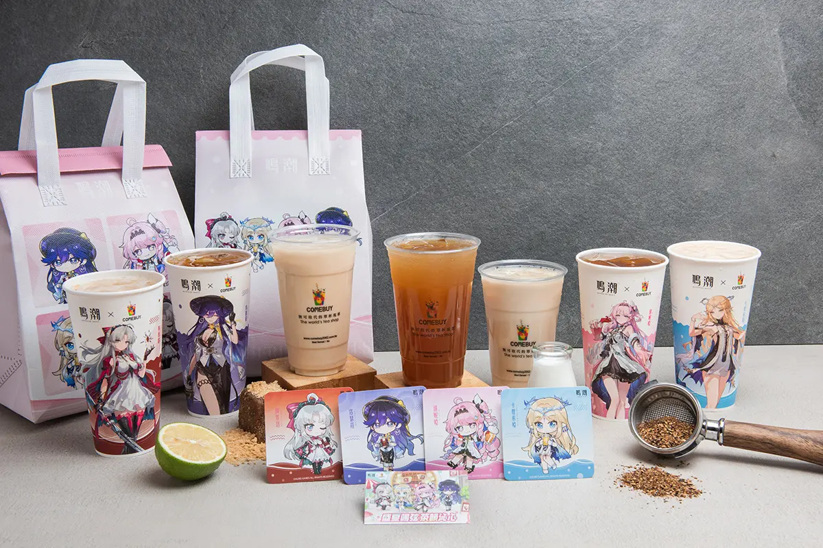 ▲COMEBUY與動作遊戲《鳴潮》在6 月 16 日至 7 月 15 日展開聯名合作，推出限定周邊商品 。 （圖／品牌提供）