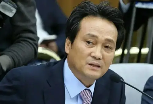 韓國教育首長追《鐵拳教育》嘆校暴問題　遭爆兒子疑涉校園霸凌