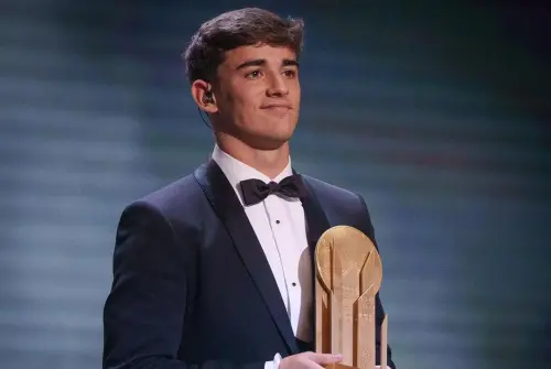 2026世足男神IG在這！21歲加維穿西裝變紳士　他超模身材被讚天菜