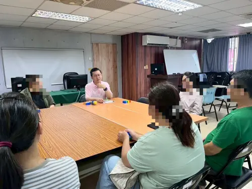 當孩子關上門　高市警少年隊攜手少輔會為家長開一扇窗