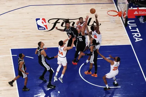 NBA／阿奴諾比1.2秒補籃準絕殺！尼克29分大逆轉創紀錄　3：1聽牌