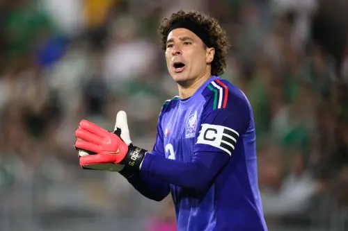 ▲墨西哥當家門將奧喬亞（Guillermo Ochoa），外型酷似藝人吳鎮宇，這是40歲的他生涯第6次參加世界盃，並列史上之最。（圖／美聯社／達志影像）