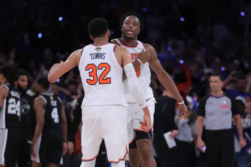 ▲2026年NBA總決賽第4戰，紐約尼克隊完成了一場令人難以置信的史詩級戰役。面對29分的巨大落後，逆轉馬刺聽牌。（圖／路透／達志影像）
