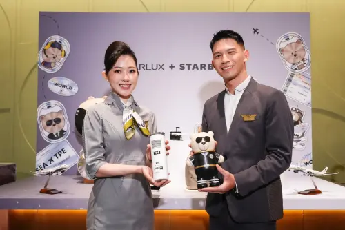 ▲星宇航空STARLUX + STARBUCKS星巴克！雙星聯名一次滿足航空迷與咖啡迷。（圖／星宇航空提供）