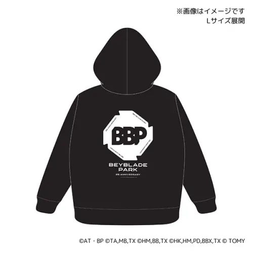 ▲BEYBLADE PARK超大號帽T售價8800日圓，為本次快閃店價格最高的服飾商品。（圖／BEYBLADE官網）