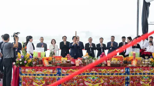 ▲屏東科學園區半導體供應鏈專區聯合動土典禮，賴清德、魏哲家、縣長周春米、總統府秘書長潘孟安出席。（圖／總統府提供）