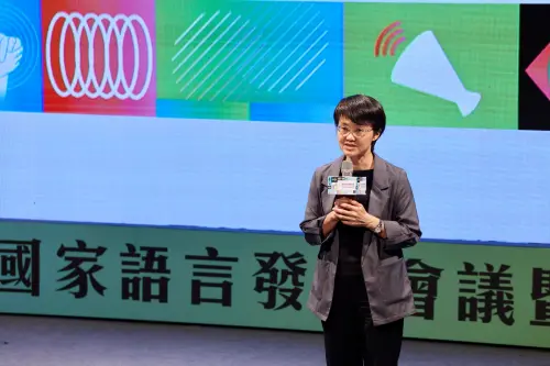 最佳台語推廣大使！客委會主委喊明年「國家語言發展會」邀黃仁勳