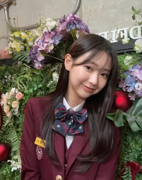 ▲飾演韓芮梨的女高中生是現年23歲的新人演員朴敘允，長相超甜美，這次出演《鐵拳教育》終於爆紅，圈粉許多觀眾。（圖/IG@shuuuuu._yn）
