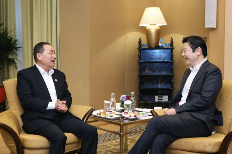    ▲新北市長侯友宜2023年出訪新加坡進行市政交流時，與時任新加坡副總理黃循財會面。（圖／擷取自黃循財臉書）  