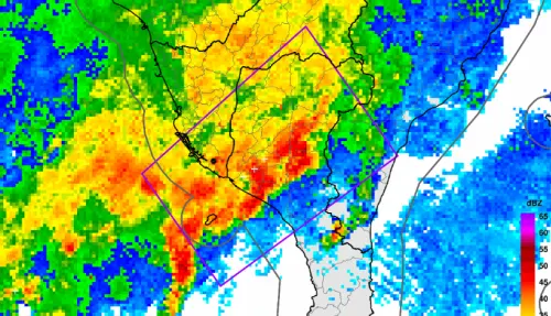 氣象署大雷雨警戒／台南、高雄、台東嚴防淹水！山區注意落石坍方