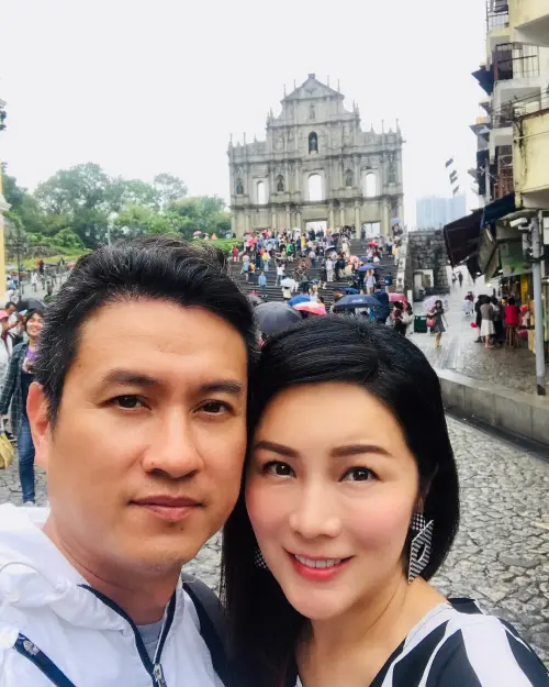 ▲吳文忻（右）生前其實還沒有跟陳劍陵（左）真的辦離婚，他仍是她的丈夫、而非前夫。（圖／翻攝自 IG@nat_ng_nat）