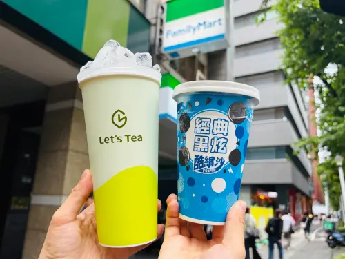 ▲全家端午連假優惠，隨買跨店取冰塊杯、酷繽殺通通特價。（圖／全家提供）