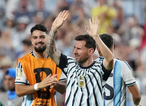 ▲阿根廷球王梅西（Lionel Messi）在2026年美加墨世界盃小組賽對陣阿爾及利亞時火力全開，以38歲高齡完成了個人在世界盃賽場上的首次帽子戲法，正式躋身這份偉大的神聖名單中。（圖／路透／達志影像）