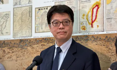 鄭麗文讚習近平手柔軟像雲　邱垂正：連中國人都不信