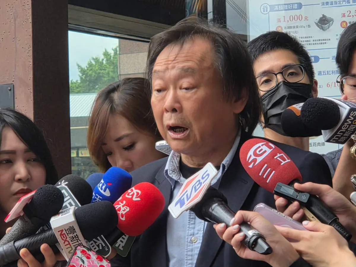 ▲王世堅表示，吃火鍋固然會吃飽、很重要，但吃剉冰是一種幸福感。（圖／記者陳佩君攝，2026.06.17）