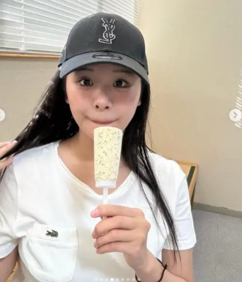▲佐藤真優五官甜美可愛，淡妝也很有氣質。（圖／翻攝自佐藤真優IG@mahiro_sato_tuy）
