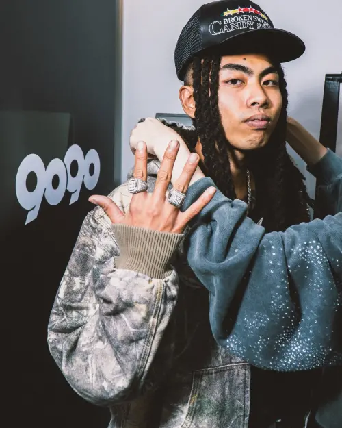 ▲栗子（如圖）曾因毒品與暴力案件進入少年觀護所，二度入獄的他，看到爸媽痛哭流涕的模樣徹底醒悟。（圖／栗子臉書）