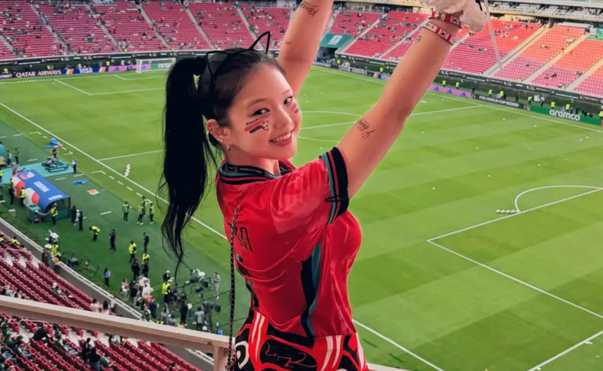 ▲韓國正妹YTR「inoCat」日前看世界盃時，碰到種族歧視遭遇，FIFA官方昨日發聲力挺她，邀請她19日當貴賓，前往球場觀看韓國與墨西哥的賽事。（圖／翻攝自伊諾喵IG@inocat_t）
