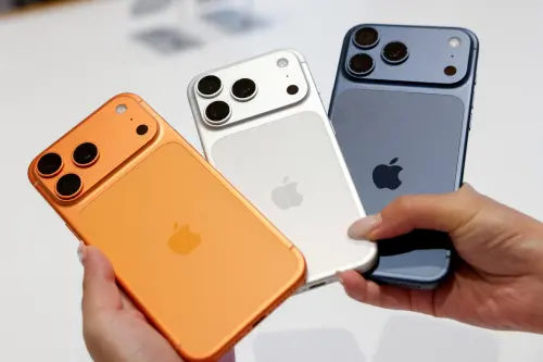 ▲iPhone 18史上最貴要來了！庫克說百年洪水級漲價　（圖／路透社／達志影像）
