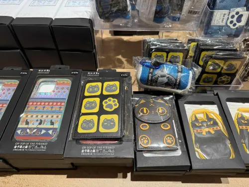 ▲貓奴必買大英博物館系列周邊商品。（圖／記者蕭涵云攝）
