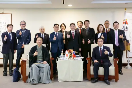 京都市議員與京都日台親善協會訪臺南　黃偉哲盼深化多元交流