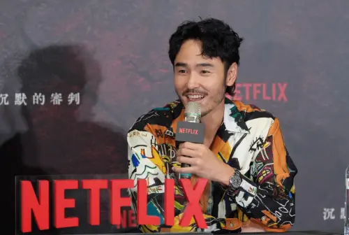 ▲阮經天（如圖）提到和另一位男神張孝全合演《沉默的審判》，表示從對方的演出得到很多驚喜。（圖／記者嚴俊強攝）