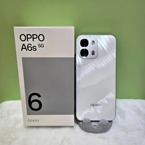 ▲OPPO A6s現在通訊行最低價格不需要5500就可以帶回家，CP值非常高的中階機、長輩機。（圖/marketplace）