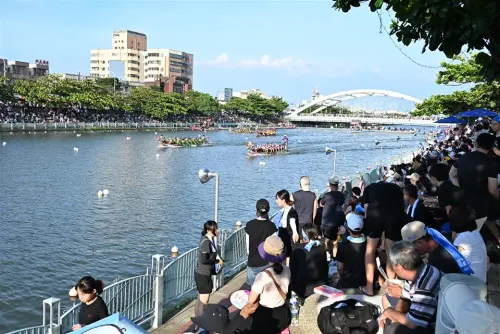 ▲彰化鹿港舉辦的「國際龍舟錦標賽」，數年前就曾因大量諧音梗隊名爆紅，今年更是繼續不放過大家，繼續有大量有趣隊名出現。（圖／彰化縣政府）