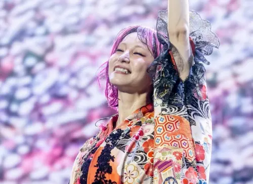 LiSA小巨蛋突開放大家錄〈紅蓮華〉！Day1歌迷崩潰：昨天的我是啥