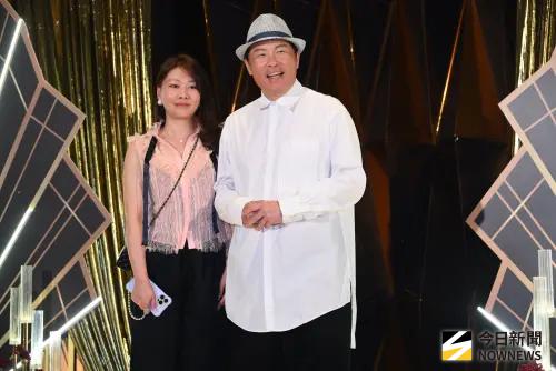 ▲曾國城夫妻出席婚禮。（圖／記者林柏年攝）