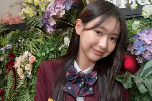 《鐵拳教育》韓芮梨IG是真的？朴敘允揭爆笑祕辛　被要求瘋狂自拍