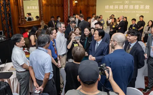 與賴清德茶敘　外媒觀察全程沒講稿：真誠、有能力的演說者