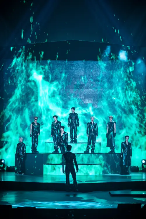 ▲&TEAM化身狼群開唱。（圖／KKLIVE 提供）