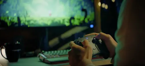 ▲Steam Controller引發玩家大搶購，現在才排隊購買，要等到明年才出貨。（圖／翻攝自Steam官網）