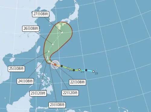 ▲米克拉有增強至中颱上限、強颱的可能，路徑將在台灣東方外海逐漸北轉。（圖／中央氣象署）