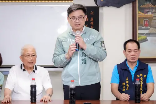 ▲ 賴瑞隆強調，未來將奠基陳其邁市府的基礎，朝向「預算更穩定、人力更充足、組織更有力」的方向努力。（圖／高雄市長參選人賴瑞隆辦公室提供）