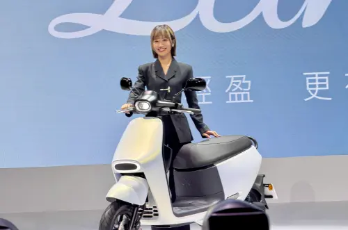 Gogoro發表全新車種Luna！6大細節專為女性設計　補助後免3.5萬元