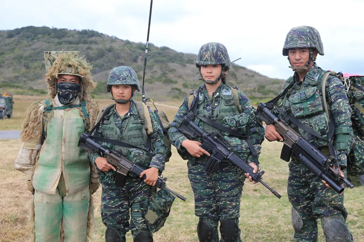 女性教召?顧立雄澄清「修法還在審議」:只有後備軍人要
