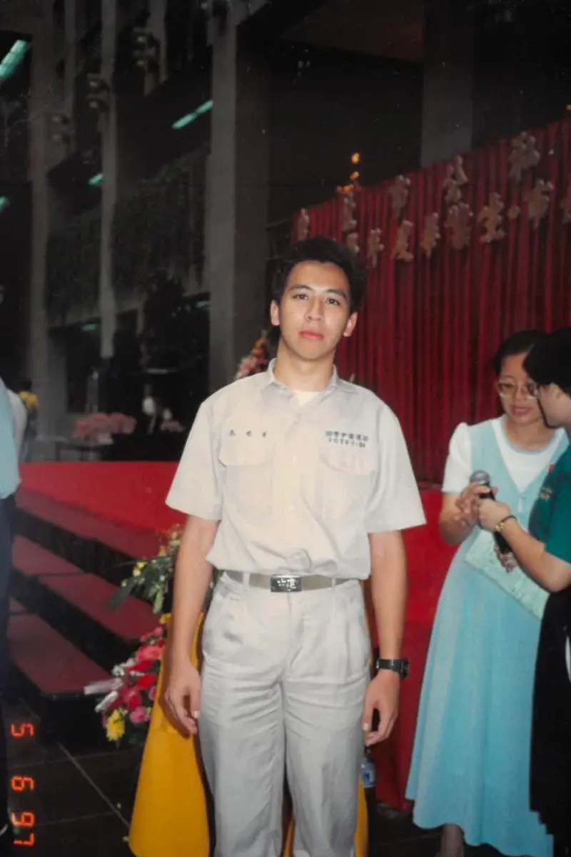    ▲民進黨桃園市長參選人黃世杰18歲青澀模樣曝光。（圖／翻攝自黃世杰Threads）  