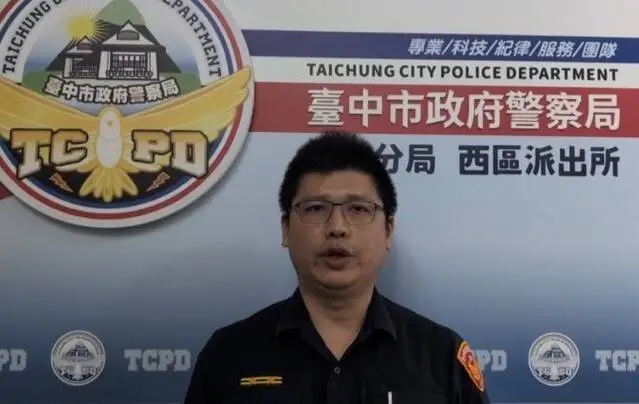 ▲第一分局西區派出所所長蔡明松表示，此次員警冷靜應變、迅速奪刀保護婦人，成功避免憾事發生。(圖/記者鄧力軍翻攝)