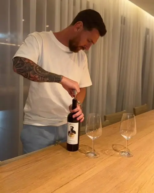 ▲梅西親自參與葡萄酒誕生過程，推出GOAT系列酒款。（圖 /梅西 Instagram）
