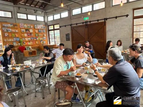 ▲第四市場推出「市場開桌．共享晨光」系列活動，邀請民眾走進市場、品味麻芛文化。（圖／記者金武鳳攝，2026.6.24)