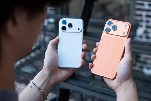 ▲iPhone17系列持續穩坐台灣手機熱銷榜前段班，其中iPhone17 256GB已連續5個月拿下單機銷售冠軍。（圖／傑昇通信提供）