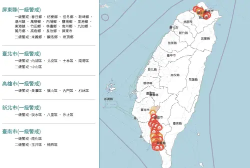 ▲水利署發布最新警戒圖，台北內湖、士林、南港與北投區全面破防慘飆一級紅燈，低窪路段請民眾嚴防積水。（圖／翻攝水利署）