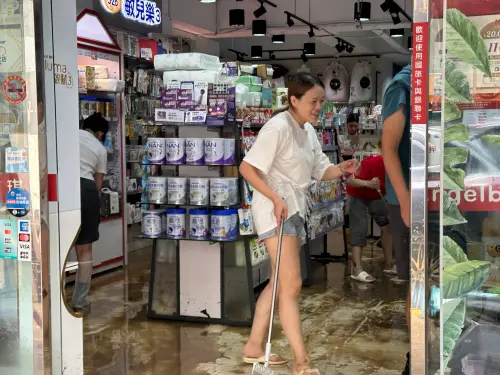 ▲牆壁、地板淹水後修復，可依清潔、修復、防護步驟處理。（圖／記者張鴻儀攝）