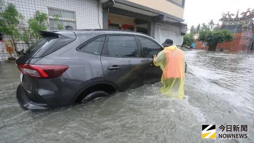 中南部淹水警戒！彰化埔心、屏東等8區列一級　時雨量飆69.5毫米